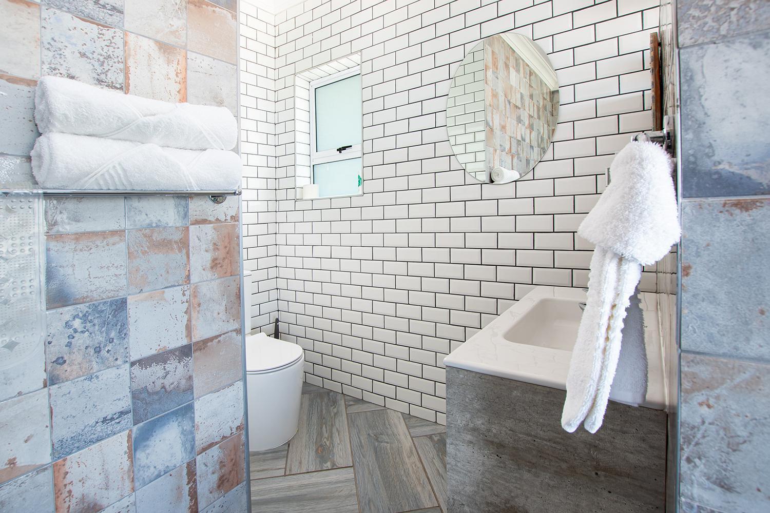 Pearl White Sands Glentana Bilik gambar